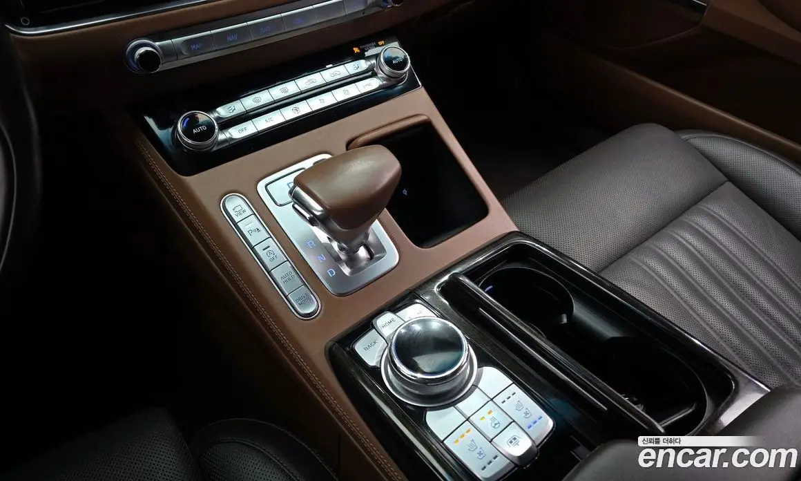 Genesis G90 2019 3.8 автомат (гидро), фото 9 Genesis G90 2019 3.8 автомат (гидро), фото 9