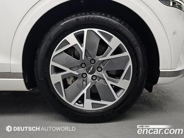 Genesis GV70 2022 автомат (гидро), миниатюра 5