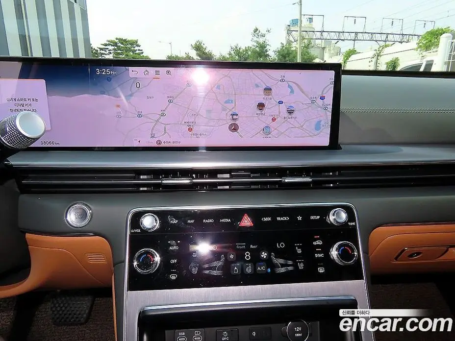 Genesis GV80 2024 2.5 автомат (гидро), фото 14 Genesis GV80 2024 2.5 автомат (гидро), фото 14