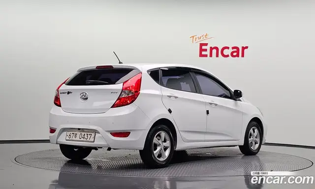 Hyundai Accent 2013 1.4 автомат (гидро), миниатюра 2 Hyundai Accent 2013 1.4 автомат (гидро), миниатюра 2