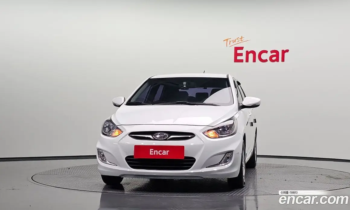 Hyundai Accent 2013 1.4 автомат (гидро), фото 3 Hyundai Accent 2013 1.4 автомат (гидро), фото 3