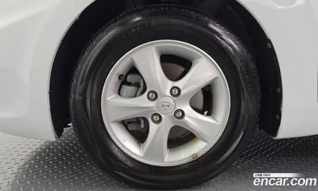 Hyundai Accent 2013 1.4 автомат (гидро), миниатюра 5 Hyundai Accent 2013 1.4 автомат (гидро), миниатюра 5