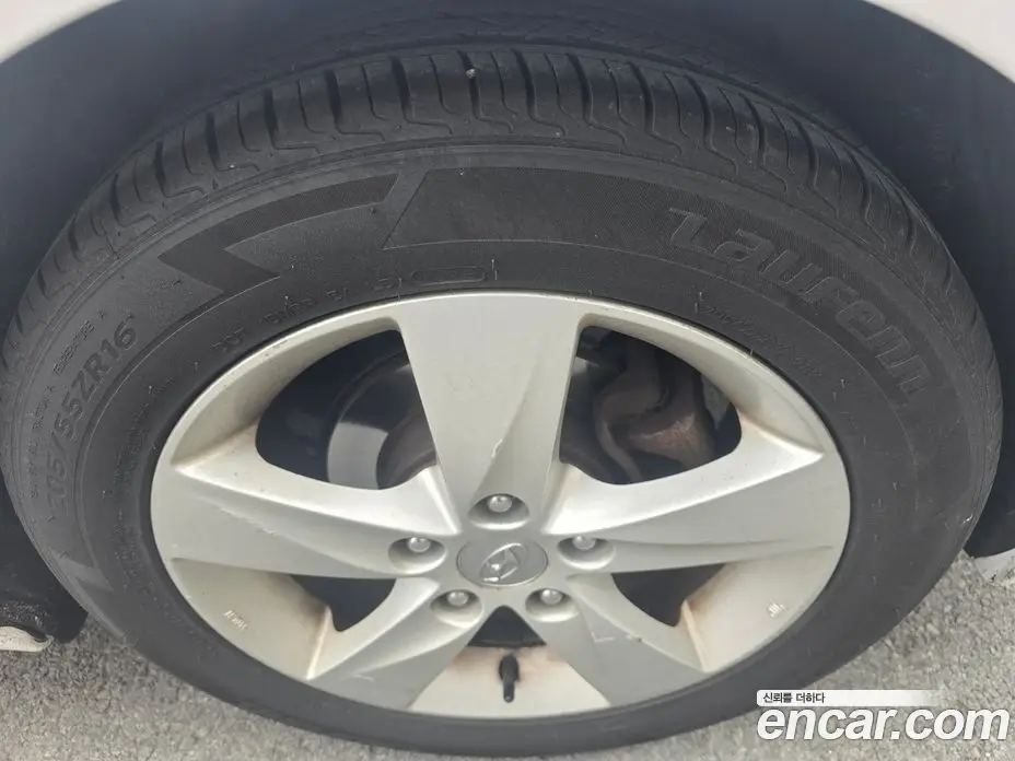 Hyundai Avante 2013 1.6 автомат (гидро), фото 5