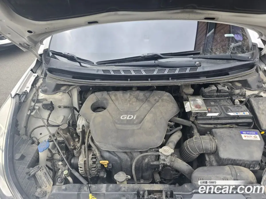Hyundai Avante 2013 1.6 автомат (гидро), фото 6