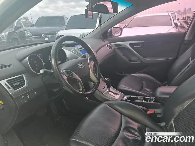 Hyundai Avante 2013 1.6 автомат (гидро), миниатюра 10