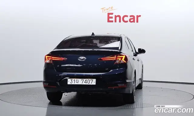 Hyundai Avante 2018 1.6 автомат (гидро), миниатюра 4