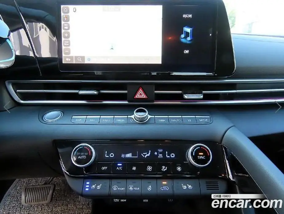 Hyundai Avante 2023 1.6 автомат (гидро), фото 16