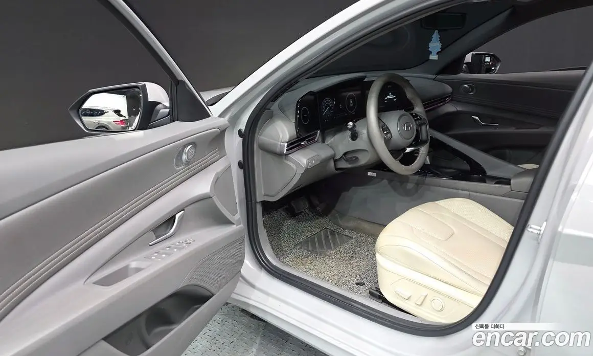 Hyundai Avante 2023 1.6 автомат (гидро), фото 13 Hyundai Avante 2023 1.6 автомат (гидро), фото 13
