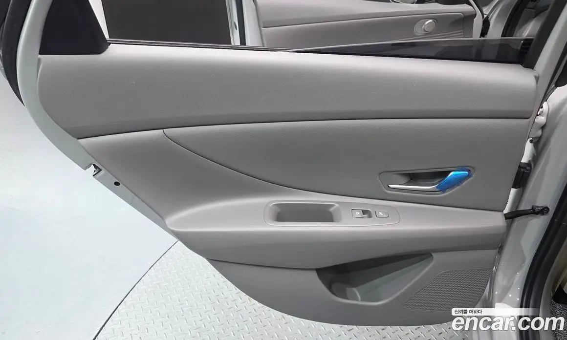 Hyundai Avante 2023 1.6 автомат (гидро), фото 15 Hyundai Avante 2023 1.6 автомат (гидро), фото 15