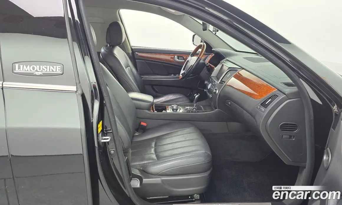 Hyundai Equus 2012 5.0 автомат (гидро), фото 16 Hyundai Equus 2012 5.0 автомат (гидро), фото 16