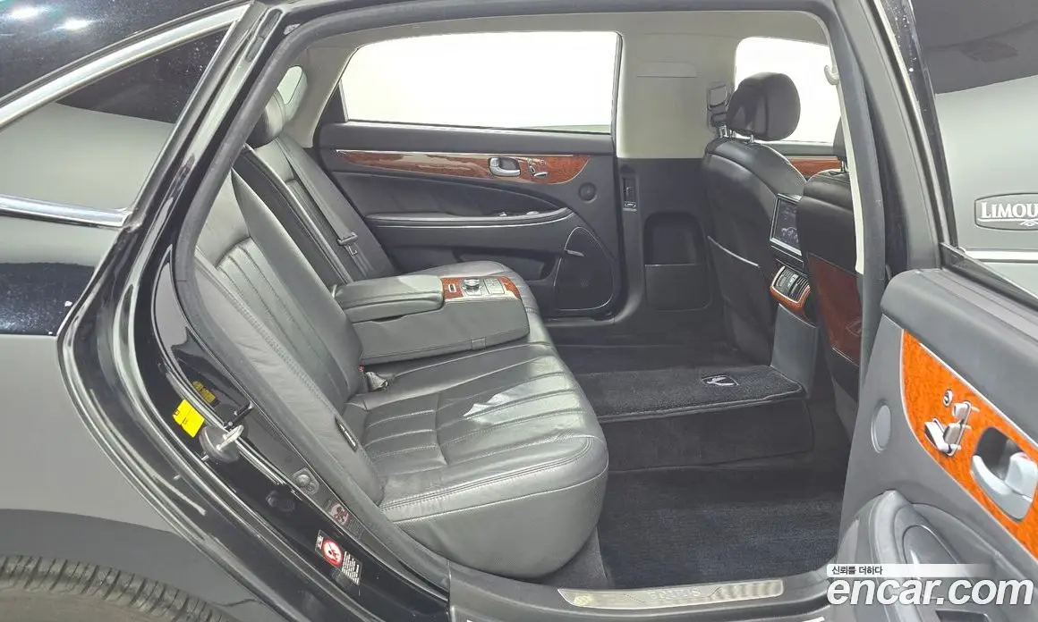 Hyundai Equus 2012 5.0 автомат (гидро), фото 17 Hyundai Equus 2012 5.0 автомат (гидро), фото 17