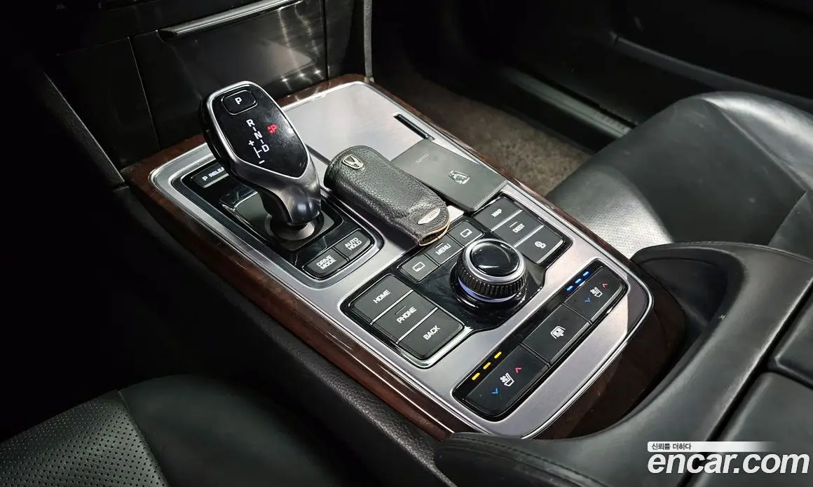 Hyundai Equus 2013 3.8 автомат (гидро), фото 9
