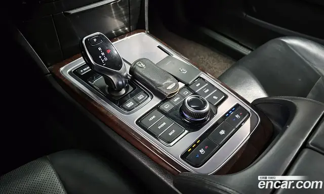 Hyundai Equus 2013 3.8 автомат (гидро), миниатюра 9