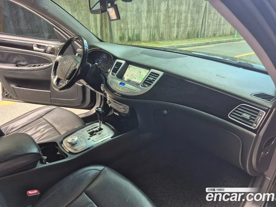 Hyundai Genesis 2012 3.3 автомат (гидро), фото 14