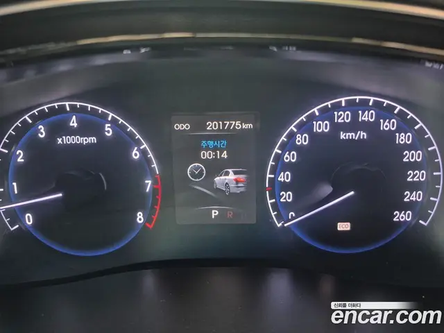 Hyundai Genesis 2012 3.3 автомат (гидро), миниатюра 7