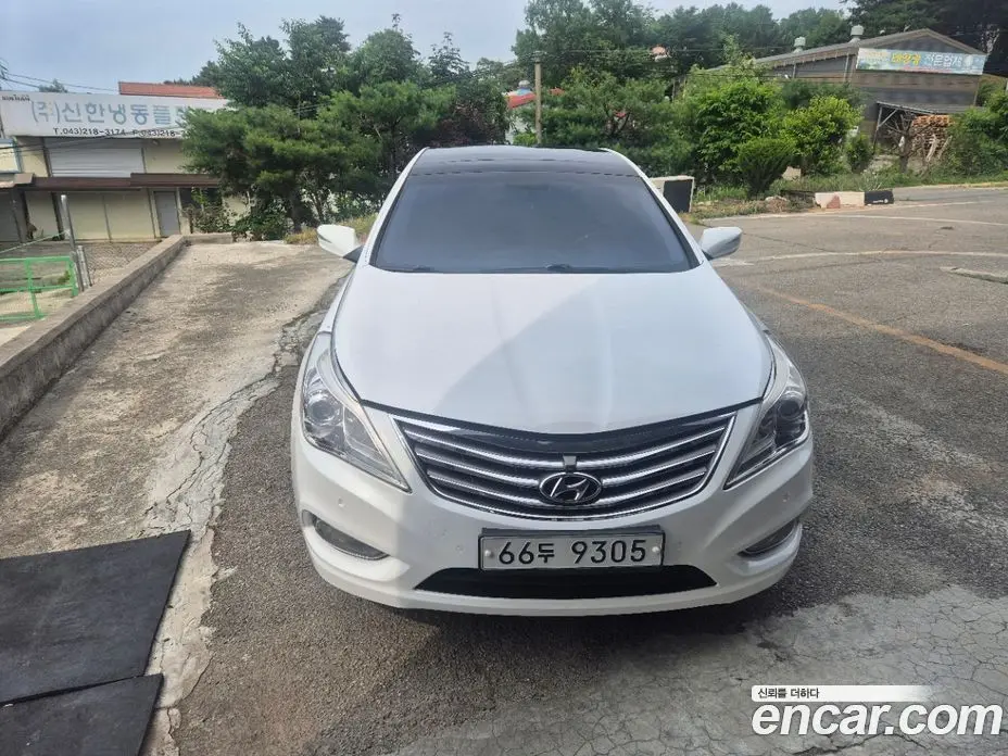 Hyundai Grandeur 2012 3.0 автомат (гидро), фото 3