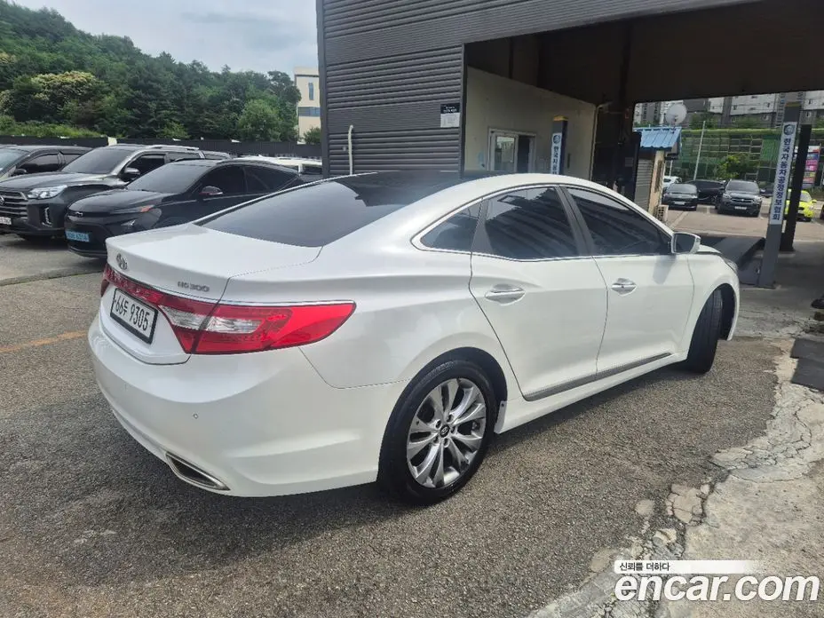 Hyundai Grandeur 2012 3.0 автомат (гидро), фото 5