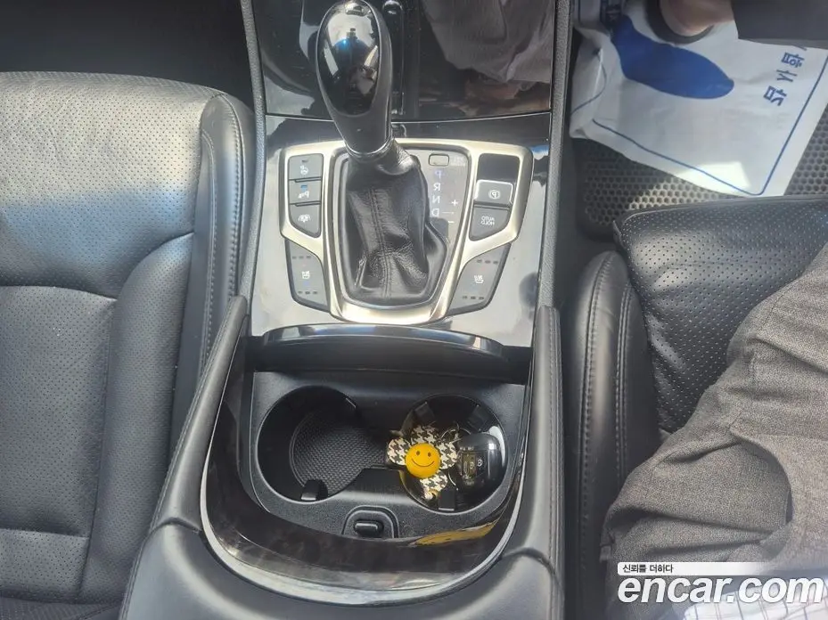 Hyundai Grandeur 2012 3.0 автомат (гидро), фото 9