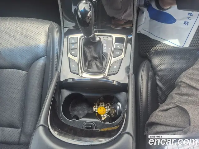 Hyundai Grandeur 2012 3.0 автомат (гидро), миниатюра 9