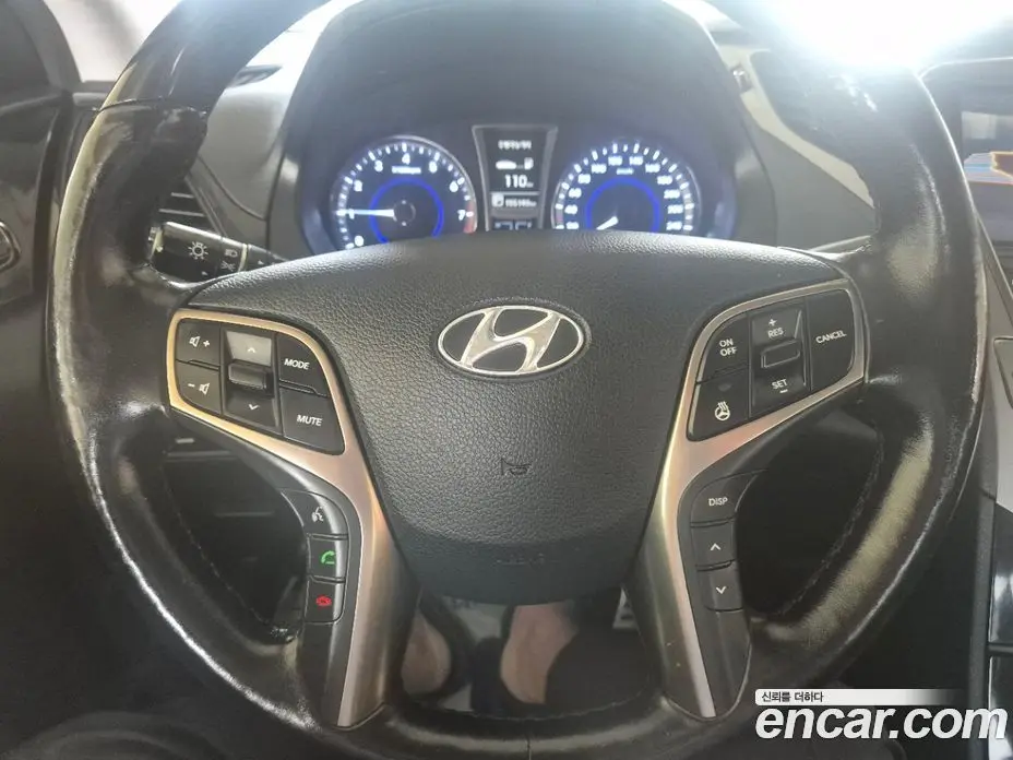 Hyundai Grandeur 2012 3.0 автомат (гидро), фото 10
