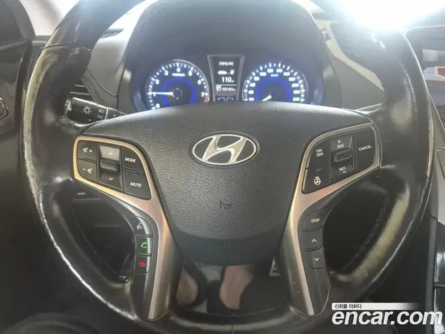 Hyundai Grandeur 2012 3.0 автомат (гидро), миниатюра 10