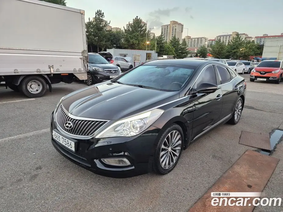 Hyundai Grandeur 2013 2.4 автомат (гидро), фото 1 Hyundai Grandeur 2013 2.4 автомат (гидро), фото 1