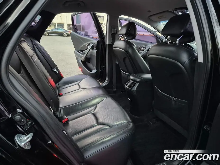 Hyundai Grandeur 2013 2.4 автомат (гидро), фото 13 Hyundai Grandeur 2013 2.4 автомат (гидро), фото 13