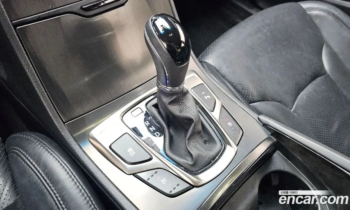 Hyundai Grandeur 2013 3.0 автомат (гидро), фото 12