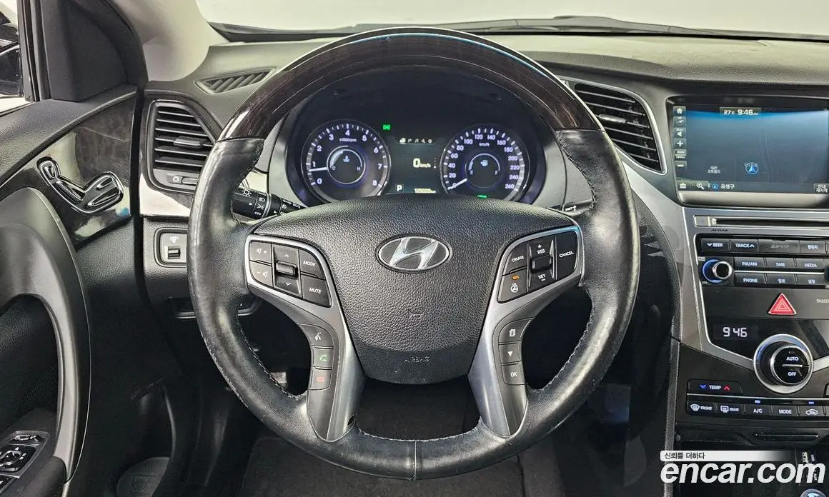 Hyundai Grandeur 2014 3.0 автомат (гидро), фото 12