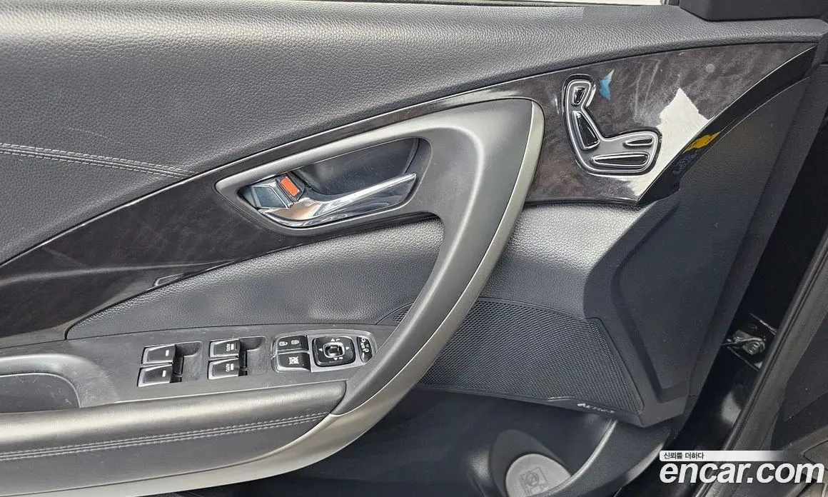 Hyundai Grandeur 2014 3.0 автомат (гидро), фото 19