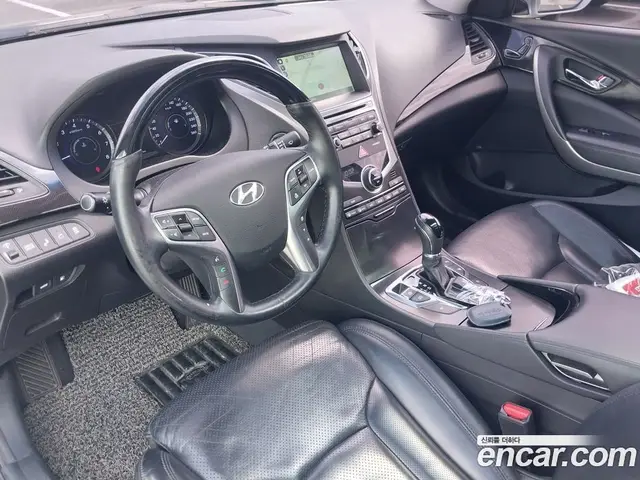 Hyundai Grandeur 2015 3.0 автомат (гидро), миниатюра 9