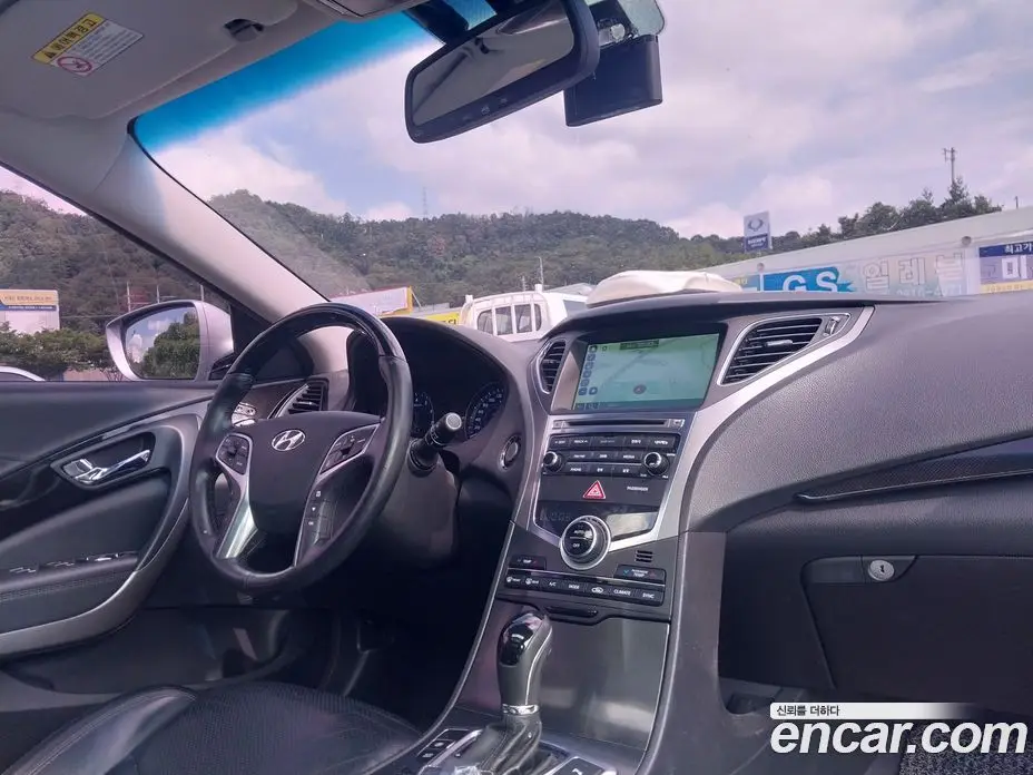 Hyundai Grandeur 2015 3.0 автомат (гидро), фото 10