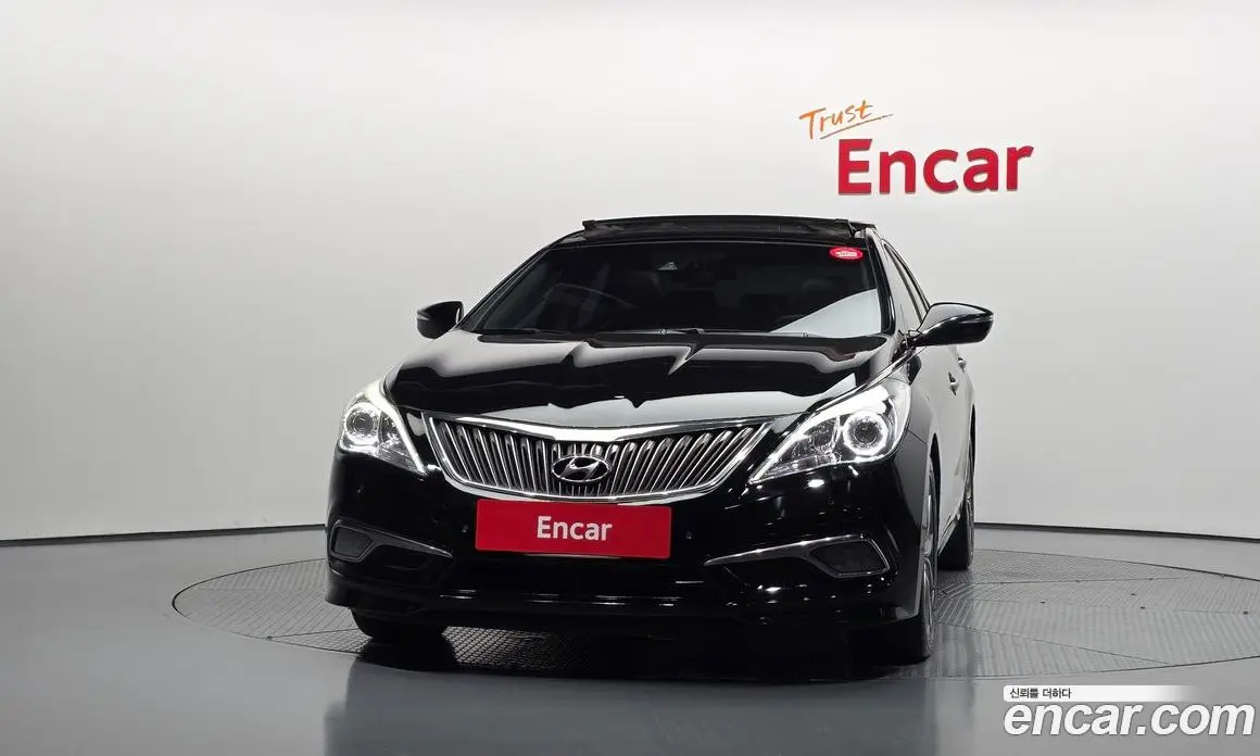 Hyundai Grandeur 2015 2.2 автомат (гидро), фото 3 Hyundai Grandeur 2015 2.2 автомат (гидро), фото 3