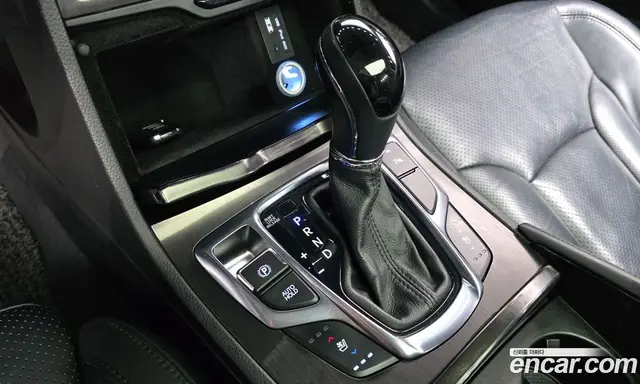 Hyundai Grandeur 2015 2.2 автомат (гидро), миниатюра 9 Hyundai Grandeur 2015 2.2 автомат (гидро), миниатюра 9
