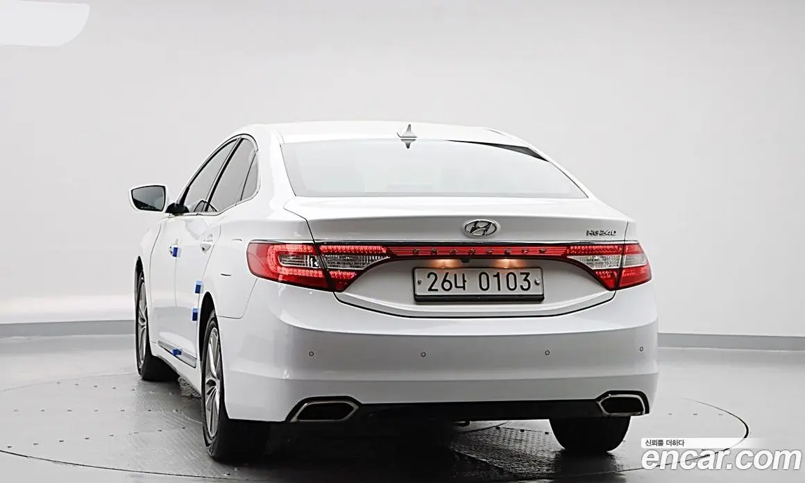 Hyundai Grandeur 2016 2.4 автомат (гидро), фото 4 Hyundai Grandeur 2016 2.4 автомат (гидро), фото 4