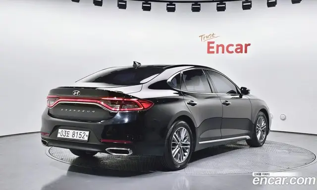 Hyundai Grandeur 2017 2.4 автомат (гидро), миниатюра 2