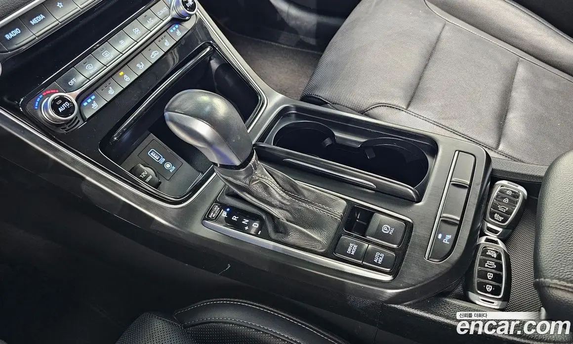 Hyundai Grandeur 2017 2.4 автомат (гидро), фото 12