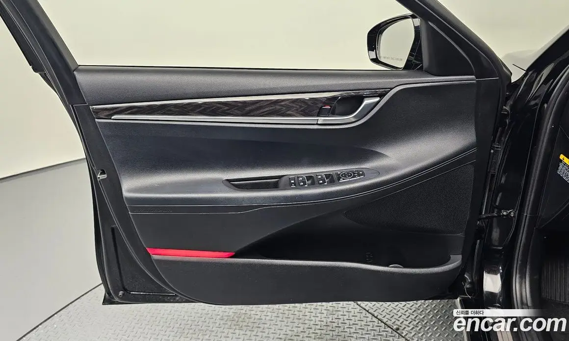Hyundai Grandeur 2017 2.4 автомат (гидро), фото 14