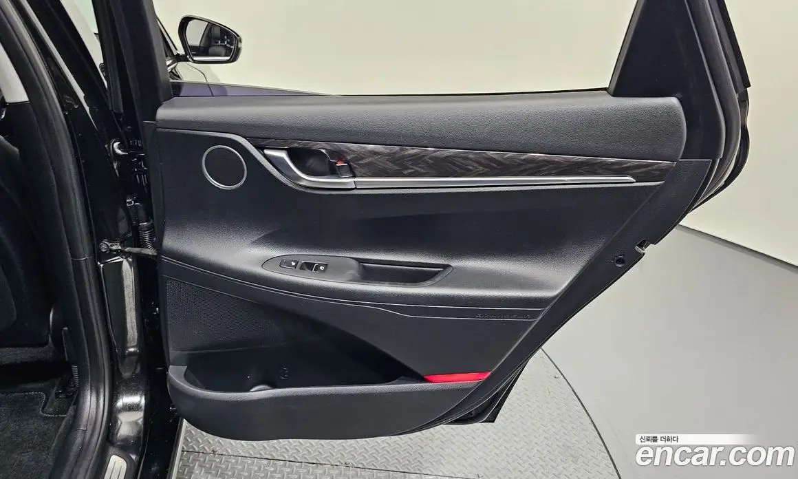 Hyundai Grandeur 2017 2.4 автомат (гидро), фото 15