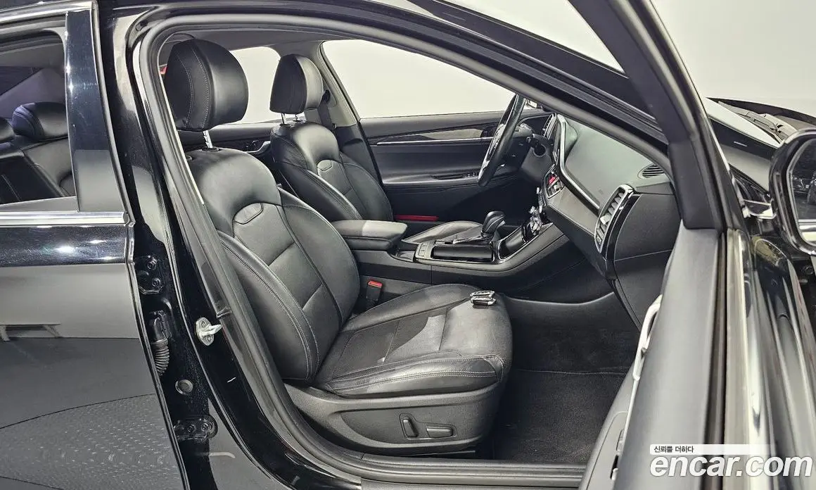 Hyundai Grandeur 2017 2.4 автомат (гидро), фото 16