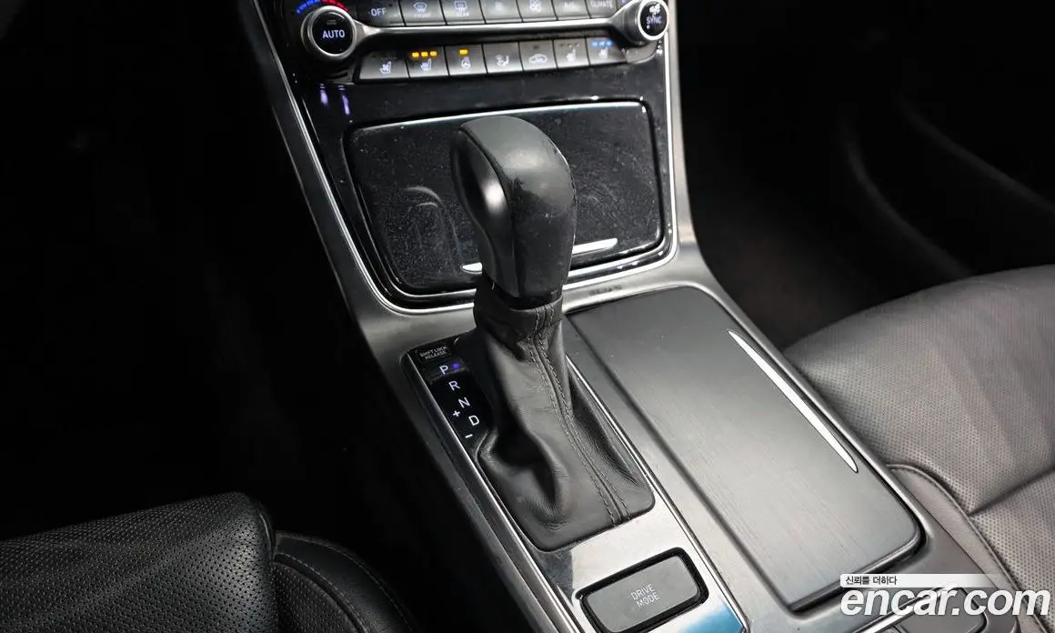 Hyundai Grandeur 2019 3.0 автомат (гидро), фото 9