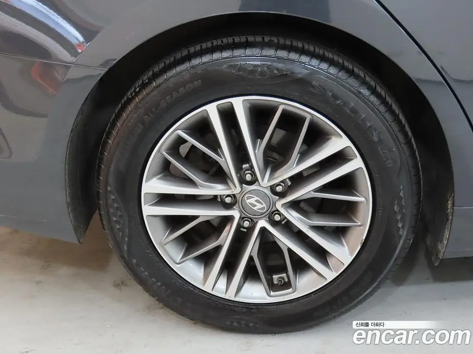 Hyundai Grandeur 2019 2.4 автомат (гидро), фото 19