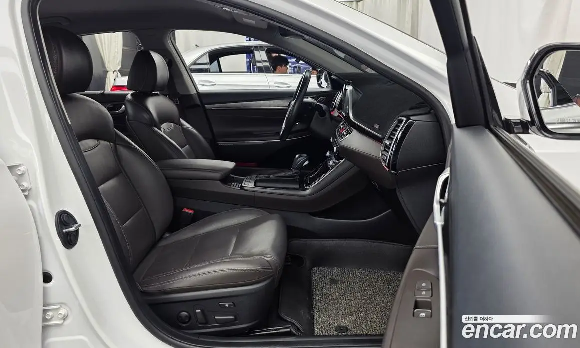 Hyundai Grandeur 2019 2.4 автомат (гидро), фото 11