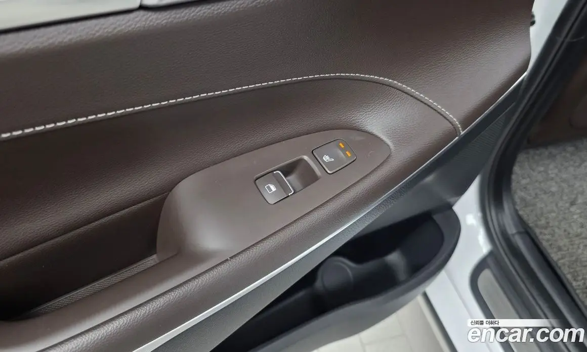 Hyundai Grandeur 2019 2.4 автомат (гидро), фото 19