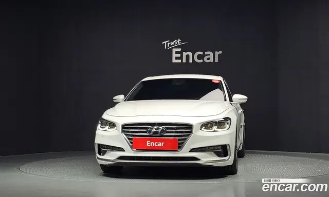 Hyundai Grandeur 2019 2.4 автомат (гидро), миниатюра 3