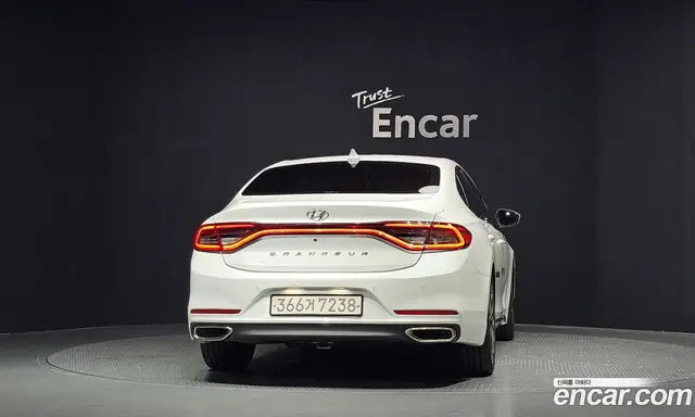 Hyundai Grandeur 2019 2.4 автомат (гидро), миниатюра 4