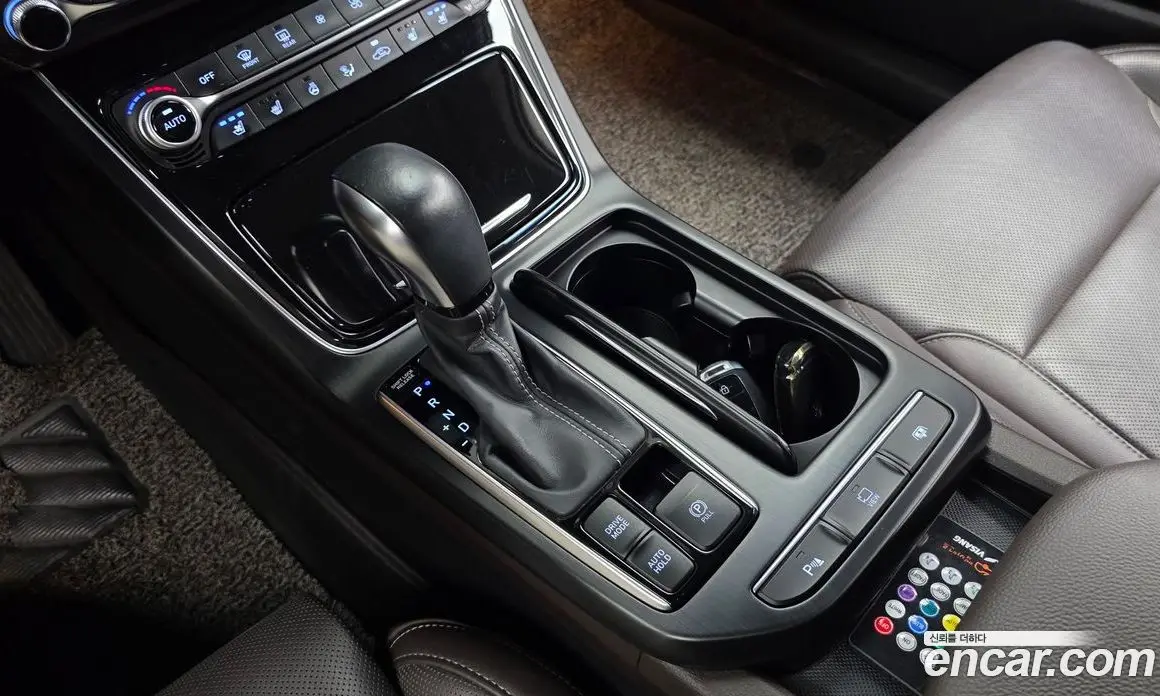 Hyundai Grandeur 2019 2.4 автомат (гидро), фото 9