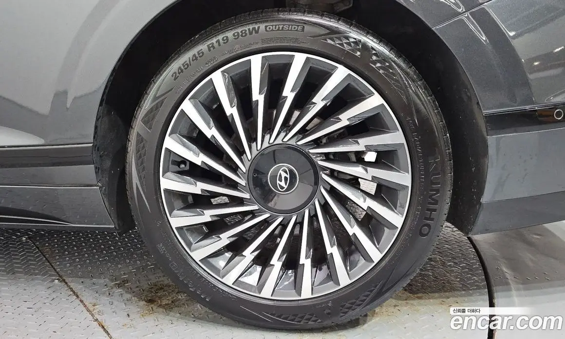Hyundai Grandeur 2023 1.6 автомат (гидро), фото 7 Hyundai Grandeur 2023 1.6 автомат (гидро), фото 7