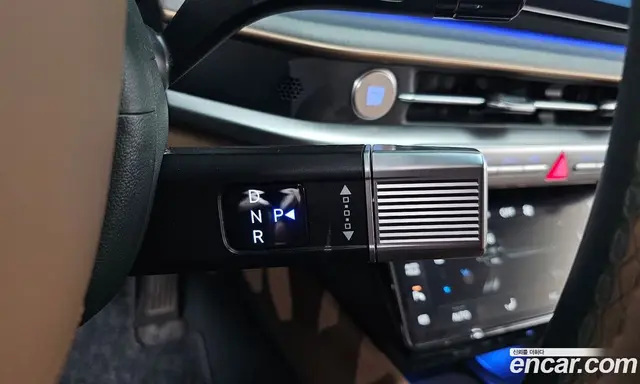 Hyundai Grandeur 2023 2.5 автомат (гидро), миниатюра 9