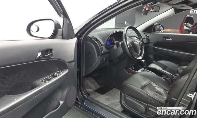 Hyundai i30 2008 1.6 автомат (гидро), миниатюра 11 Hyundai i30 2008 1.6 автомат (гидро), миниатюра 11